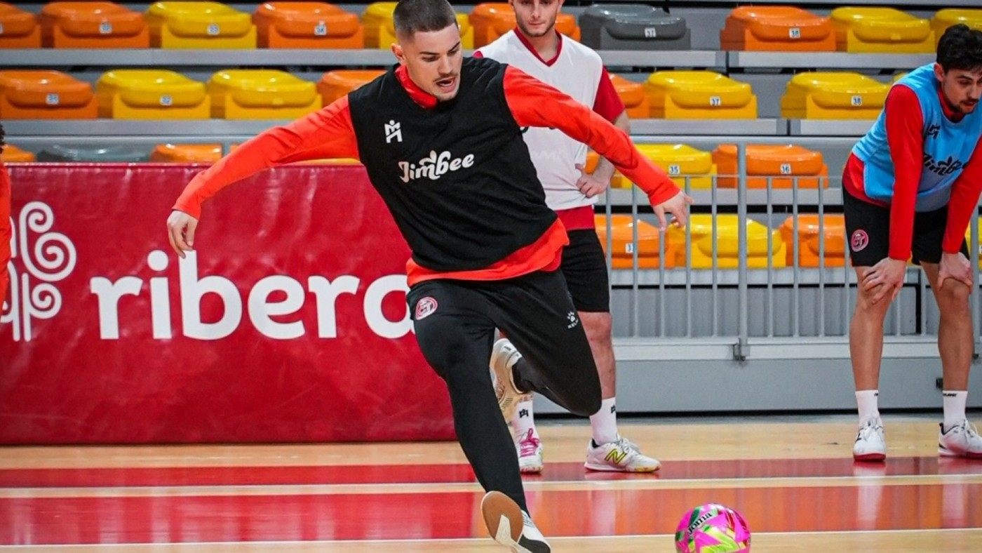 Mellado: "En nuestra situación liguera, el partido de Jaén es una final también"