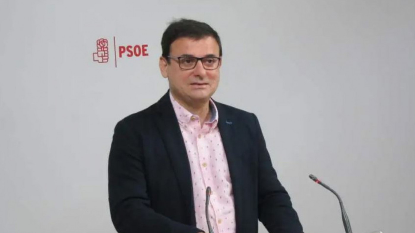 Emilio Ivars retoma su condición de militante del PSOE