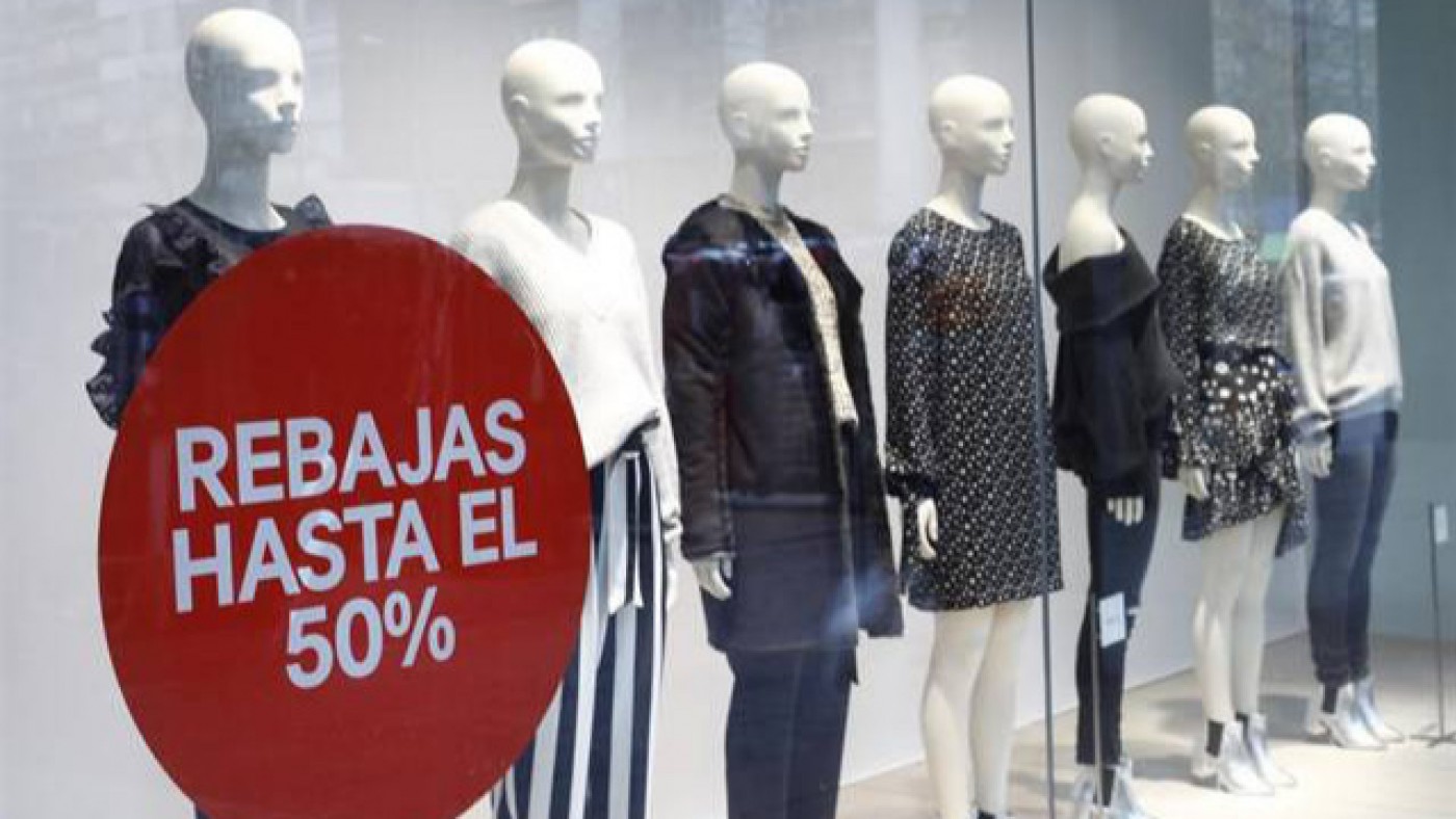 Rebajas en un comercio