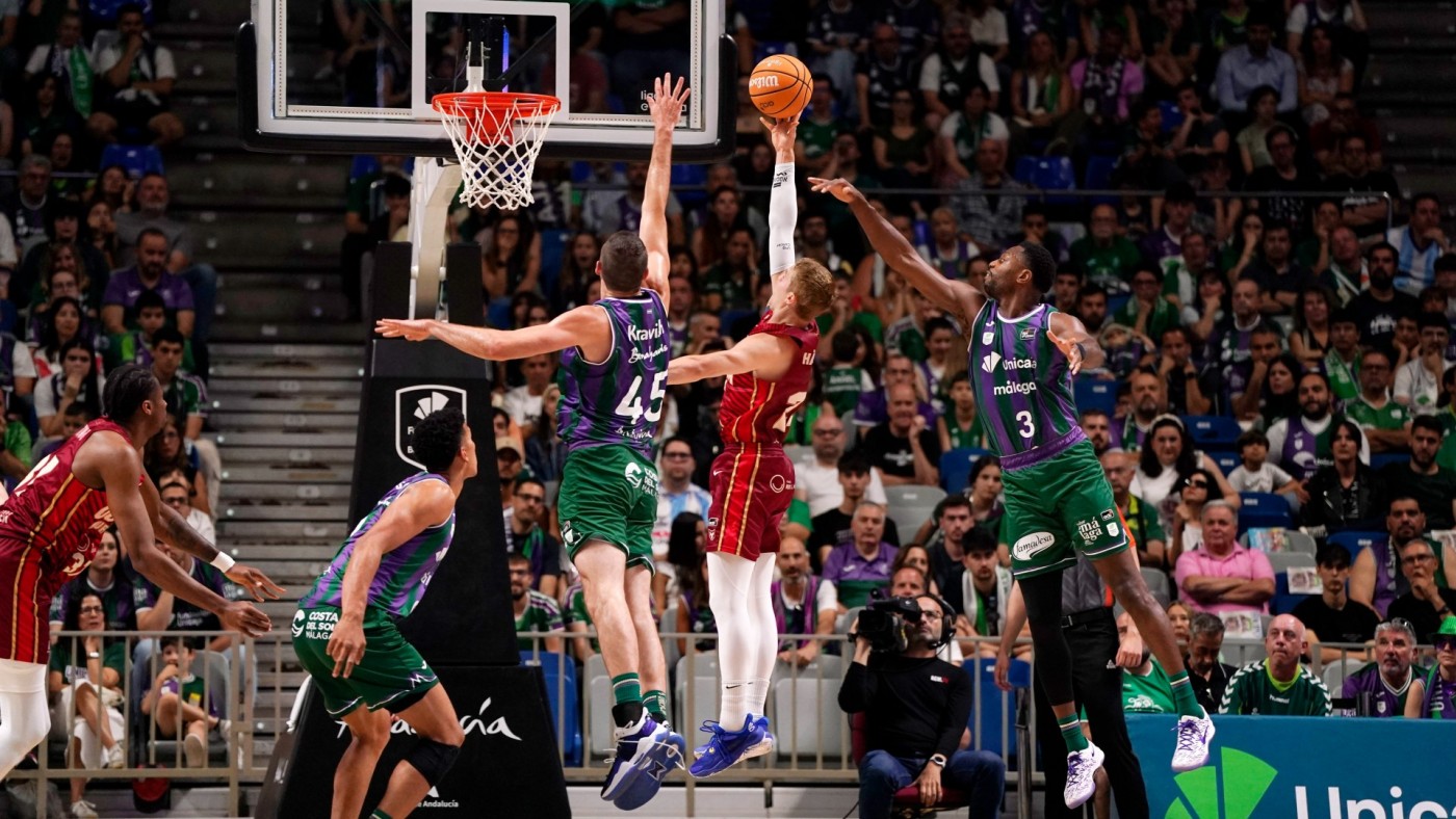 Un UCAM batallador pero sin premio lleva al límite a Unicaja