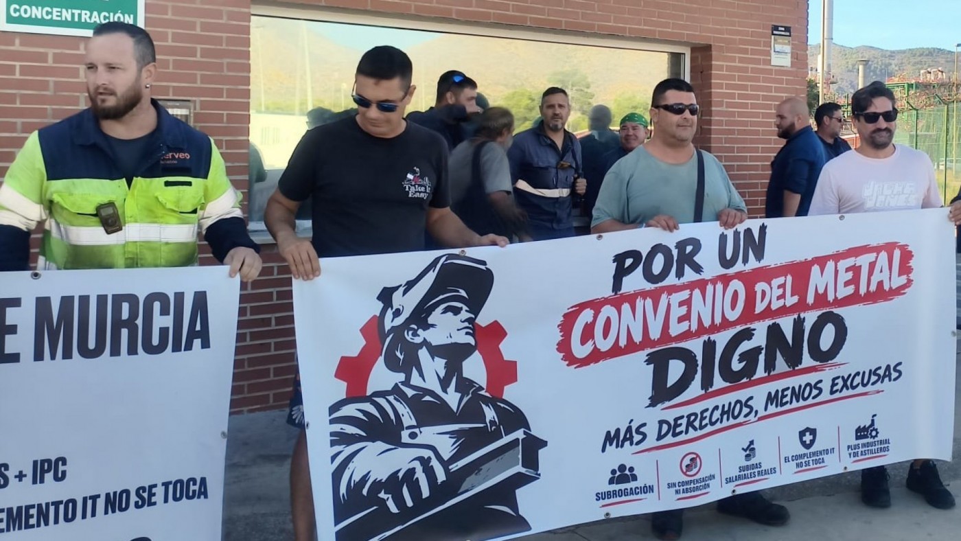 Los trabajadores del metal se manifiestan en Cartagena