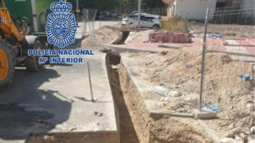 Investigan un accidente laboral en el que una excavadora casi aplasta a un trabajador que no estaba dado de alta 