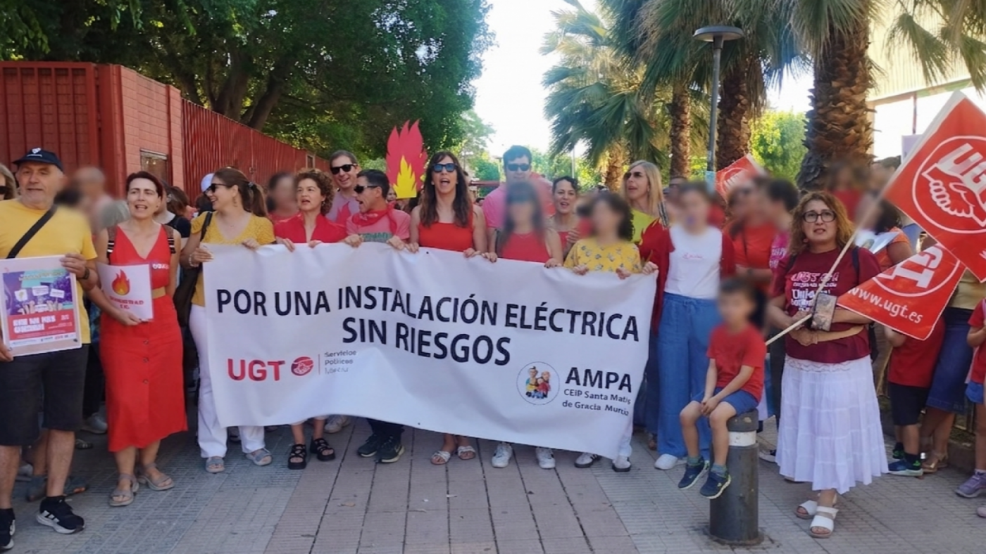 Padres del CEIP Santa María de Gracia denuncian riesgo de incendio por el estado de la instalación eléctrica