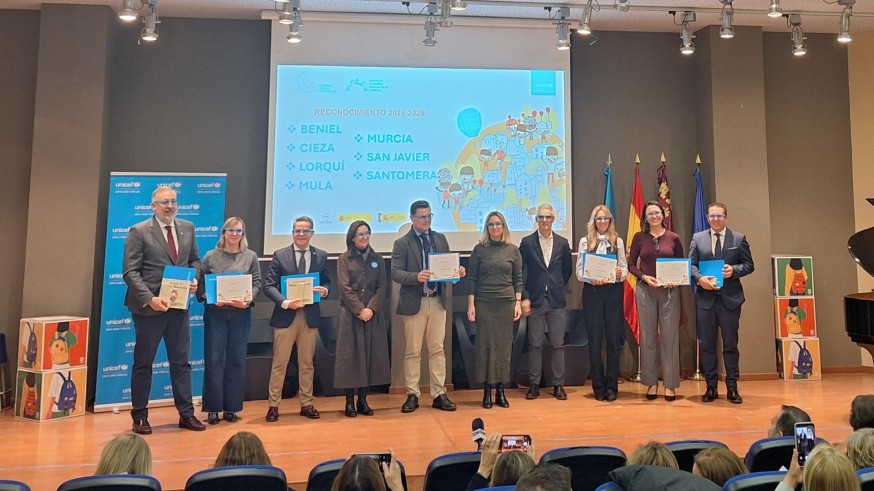 Beniel, Cieza, Lorquí, Mula, Murcia, San Javier y Santomera, nuevas ciudades Amigas de la Infancia por Unicef