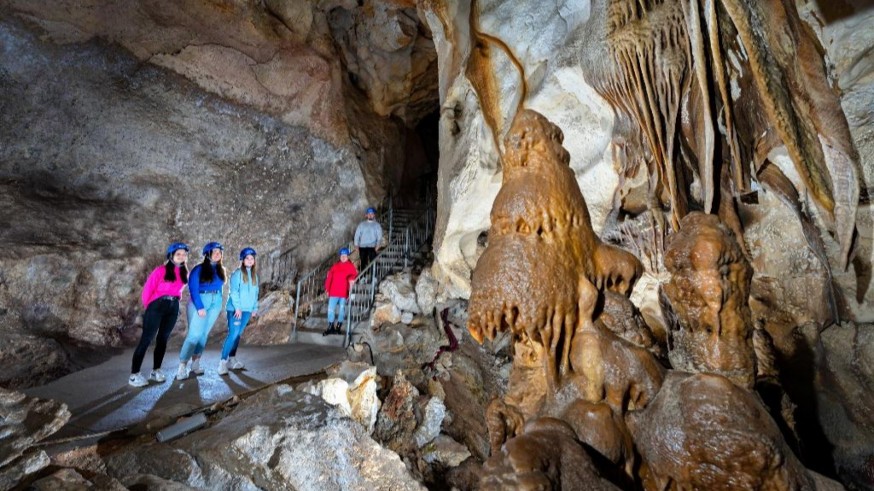 La Cueva del Puerto de Calasparra: un referente geológico y turístico reconocido como «caso de éxito»