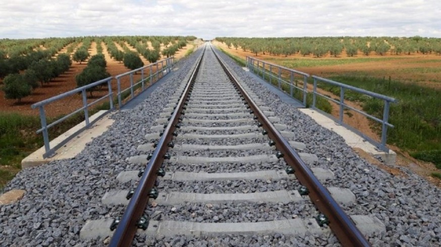 La línea Cartagena-Chinchilla depende de la declaración de "servicio público"