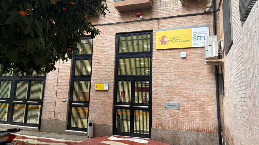 La Región de Murcia reduce el desempleo de forma sostenida 