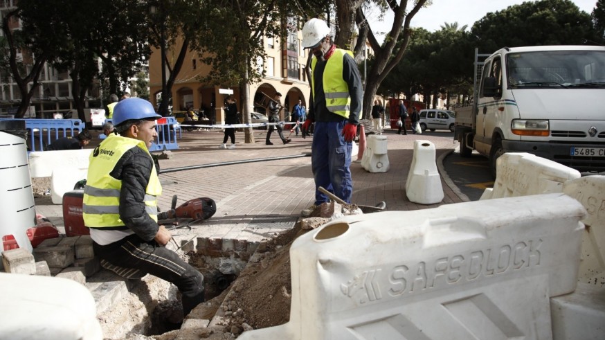 El Ayuntamiento aprueba la renovación de redes de saneamiento en Mar de Cristal, Los Nietos y La Palma