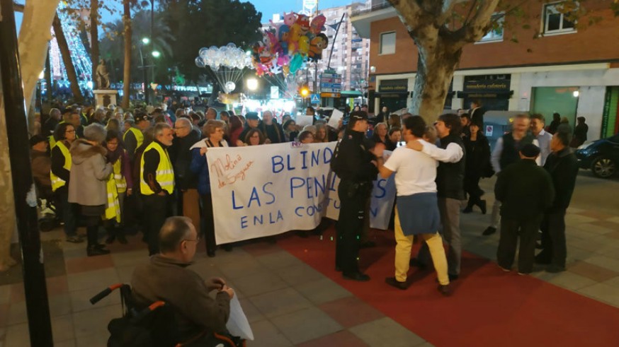 Los pensionistas salen a la calle en 200 ciudades españolas para exigir que se garantice el sistema público de pensiones