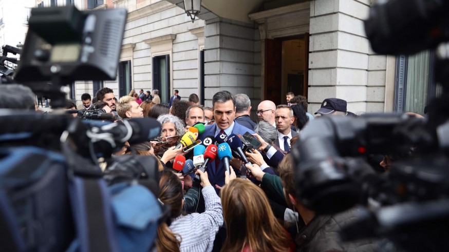Sánchez anuncia una nueva ley de secretos oficiales y la reforma del control del CNI