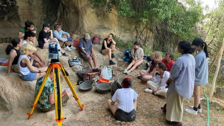 Tras dos años paradas se retoman las excavaciones de la Cueva Negra en Caravaca