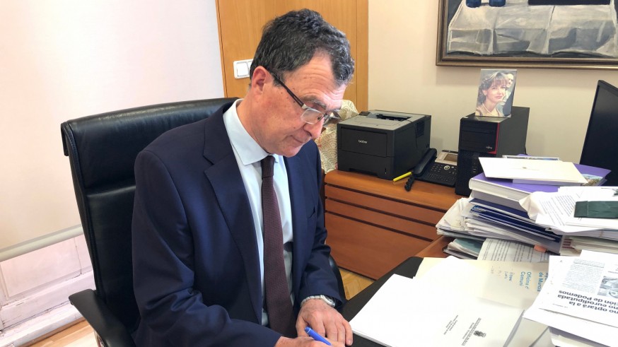 Ballesta firma el Bando por el coronavirus