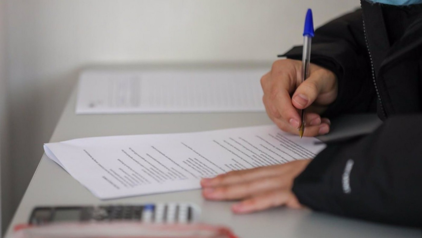 Los sindicatos estudian ampliar el plan de lucha contra el absentismo de la Consejería de Educación