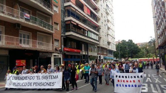 Los pensionistas salen a las calles de Murcia. ORM