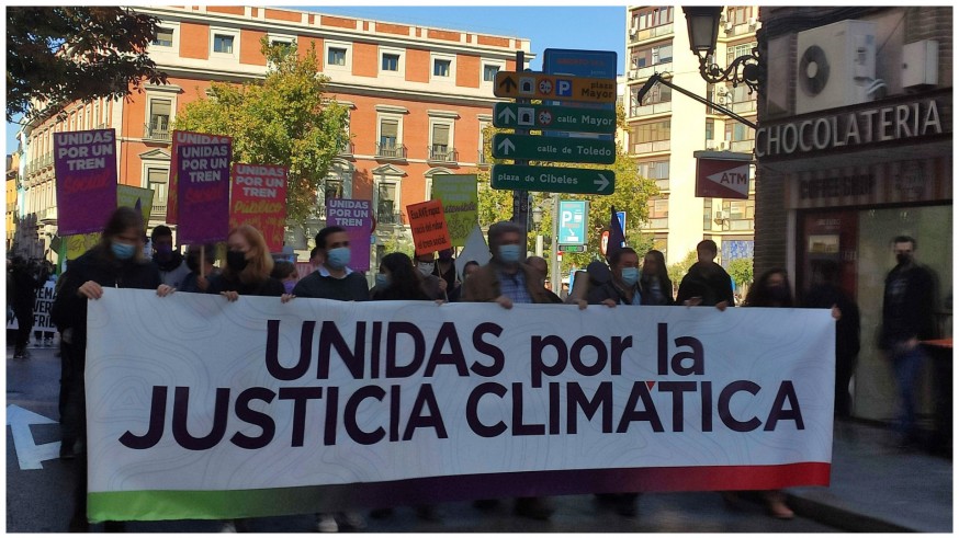 Manifestación por un tren público y sostenible, entre Tirso de Molina y Atocha (Madrid). Foto: UP 
