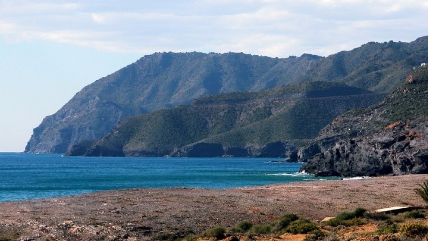 Ecologistas en Acción denuncia la promoción de una parcela en Calblanque