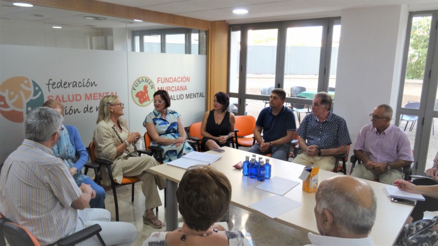 Reunión de la Federación Salud Mental con la vicepresidenta Isabel Franco