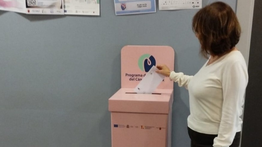 Campaña para detectar mediante cribados el cáncer de cuello de útero