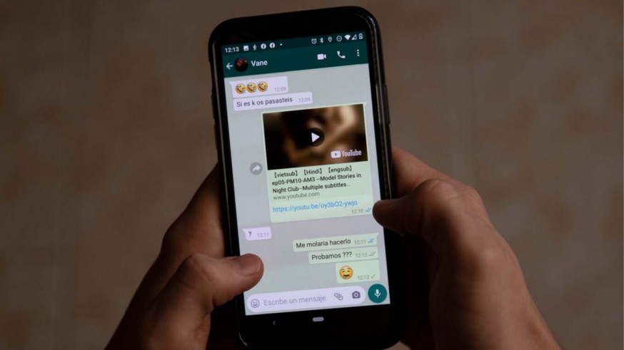 Siete de cada diez jóvenes consumen pornografía en el móvil