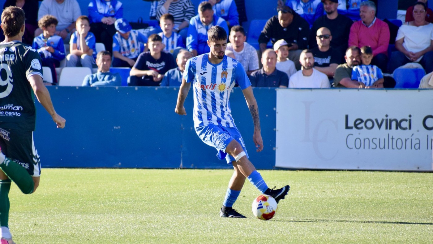 Uri: "Si somos primeros será por la gran familia que hay dentro del vestuario"