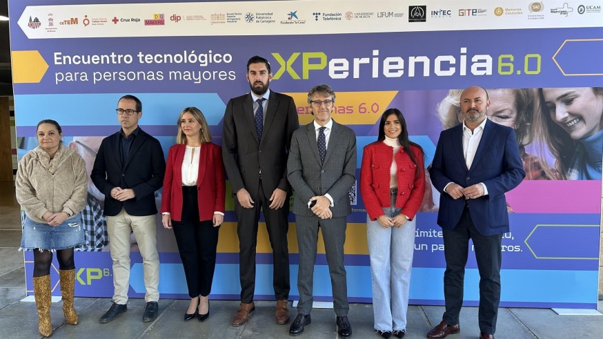 Comienza el primer Encuentro Tecnológico para Mayores en la Región de Murcia 