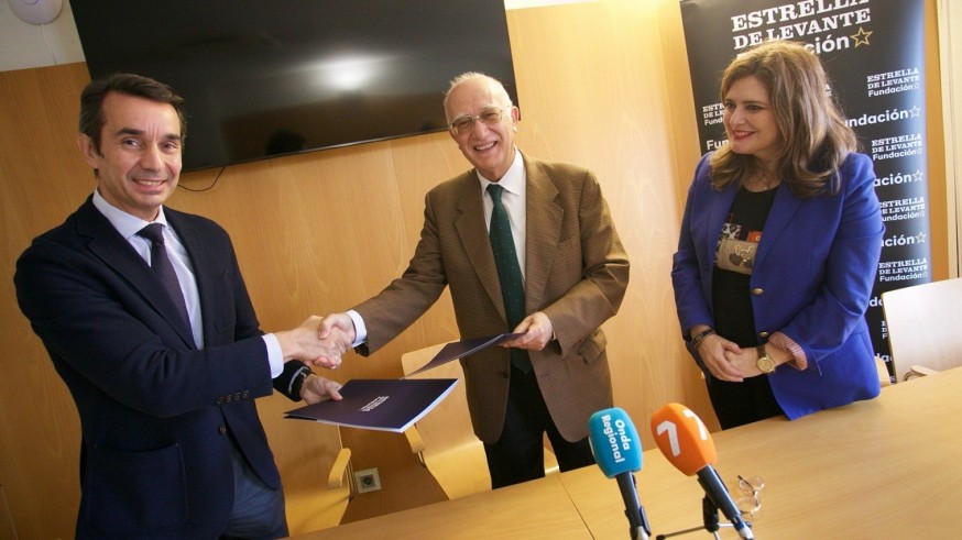 Con la directora del Museo Salzillo, Teresa Marín, hablamos del convenio firmado con la Fundación Estrella de Levante