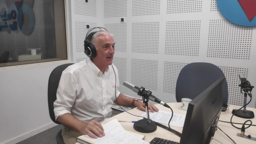 Joaquín Azparren dirige el informativo matinal