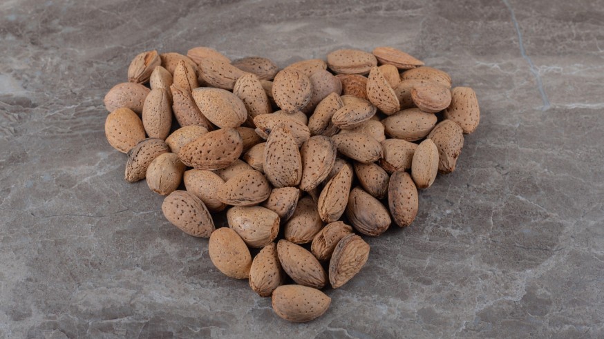 La almendra remonta, aunque la sequía mantiene las cifras lejos de los 10.000 toneladas de antaño