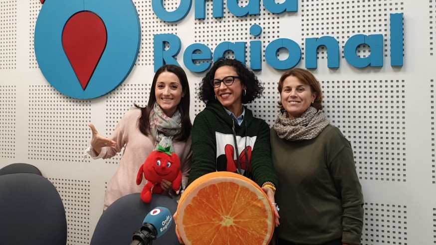 Elvira Sánchez, Rebeca Pastor y Cristina Valdés en Onda Regional 