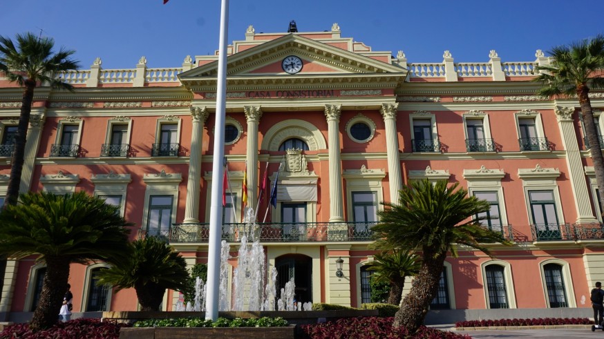 El ayuntamiento de Murcia proyecta un plan de saneamiento para los 76,8 millones negativos con que cerró 2023