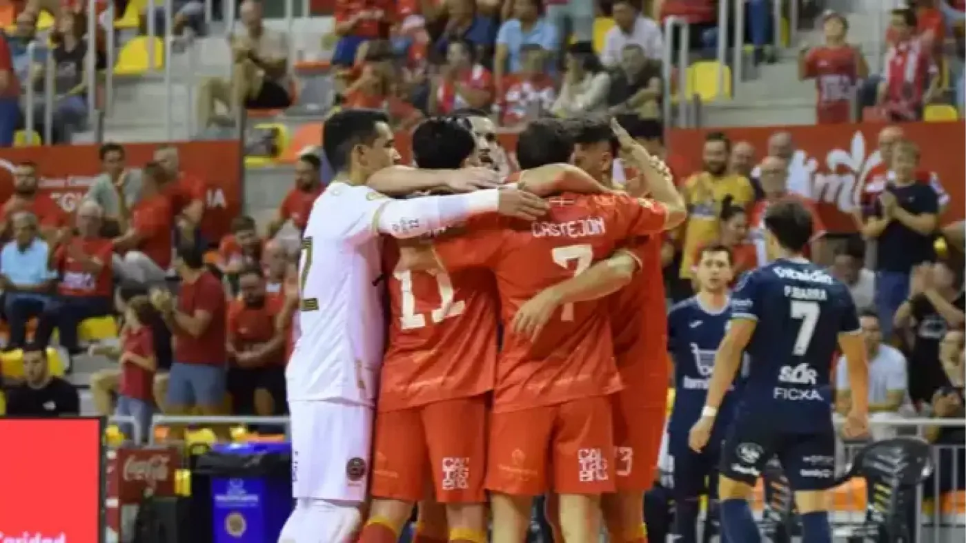 El Jimbee Cartagena evita el susto ante el colista (6-3)