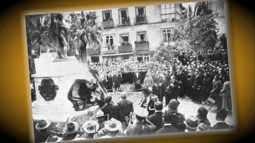 Inauguración de la estatua de Isidoro Máiquez en 1927
