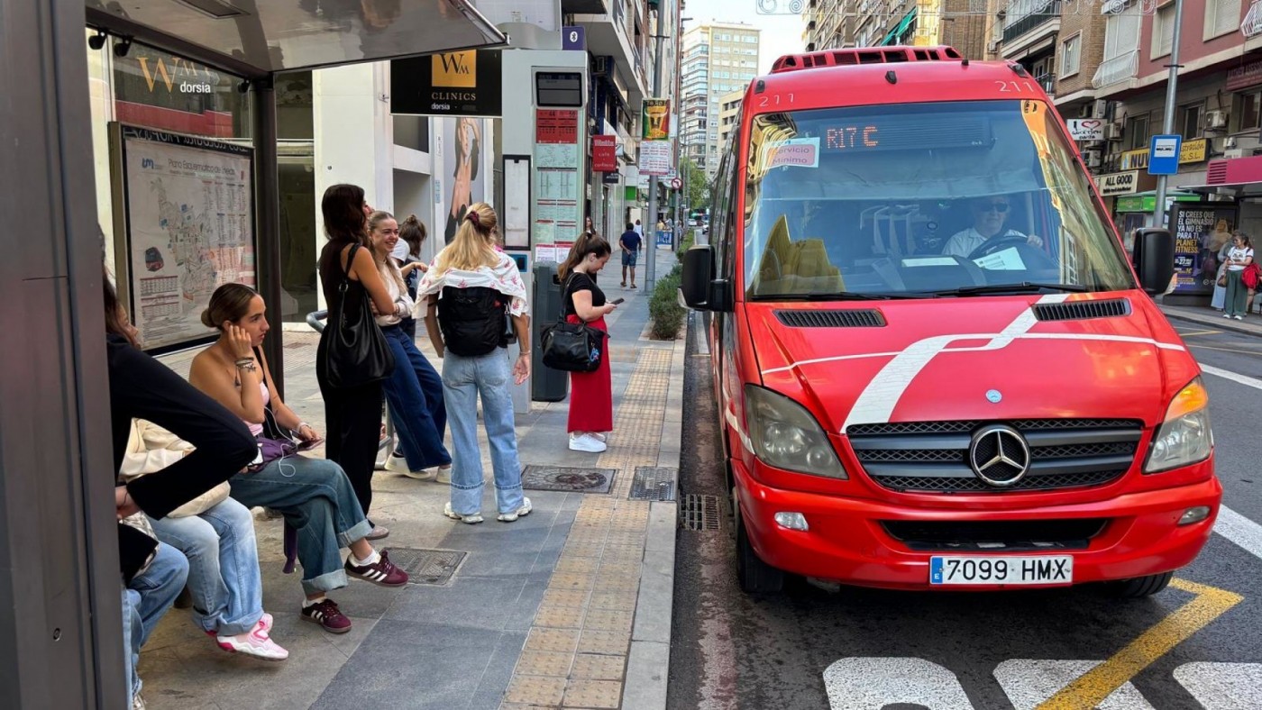 Murcia mejora ocho líneas de autobús