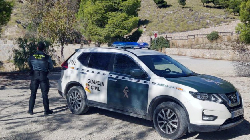 Patrulla de la guardia civil en la zona donde ocurrió el suceso