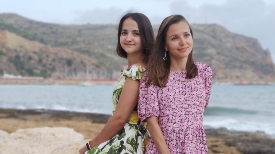 Yecla. Dos hermanas ucranianas unidas contra la guerra 