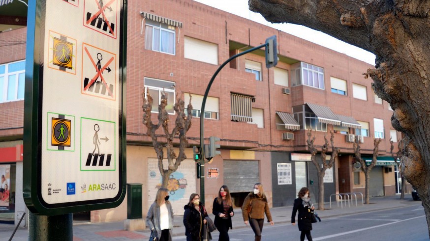 EL MIRADOR. Murcia cuenta con semáforos adaptados para personas con trastorno del espectro autista