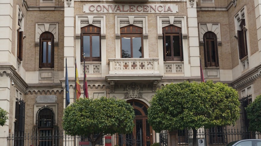 La UMU y la UPCT rozan el lleno total en sus titulaciones