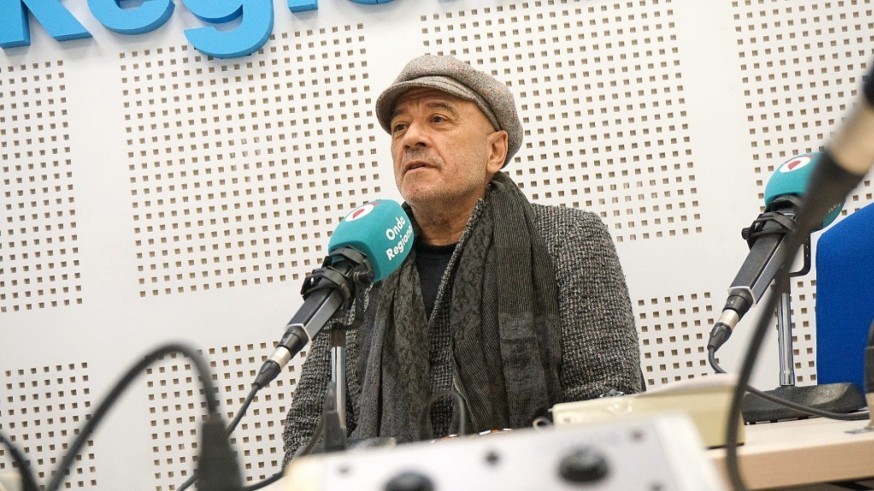 Con Agustín García y Fina Poveda, de la plataforma Cine Rex Vivo, hablamos de la recogida de firmas contra el cambio de uso del edificio