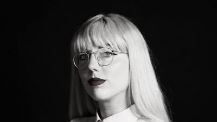 Voces en el espejo 1x15 - Marta Caparrós