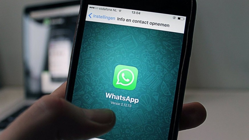 Whatsapp permite el uso de encuestas y audios en sus canales