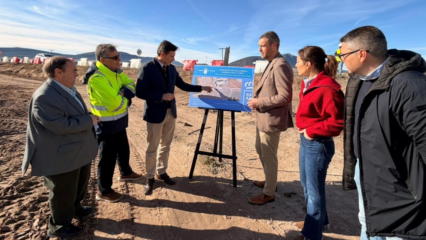 Fomento inicia la construcción de una rotonda en Archivel para mejorar la seguridad vial