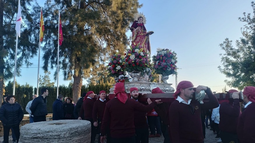 Totana despide con honores y bajas temperaturas a su patrona