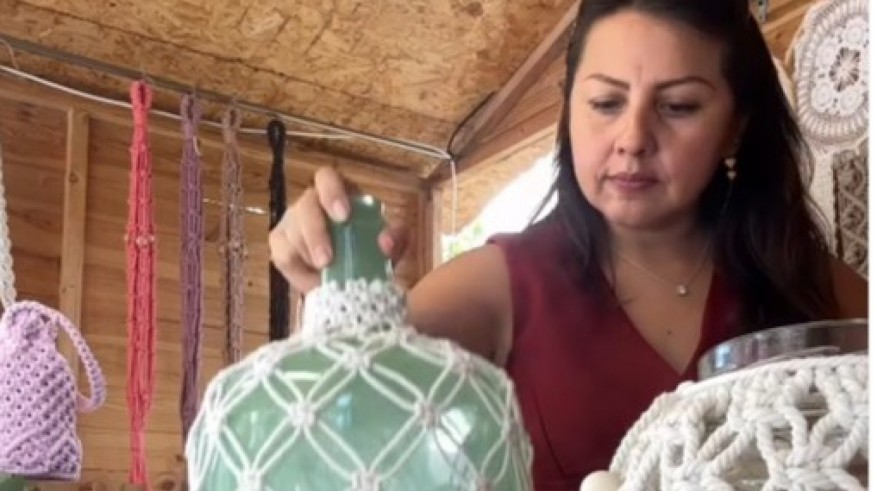 Artesanos de Murcia. Mercy JIménez y el arte de los nudos