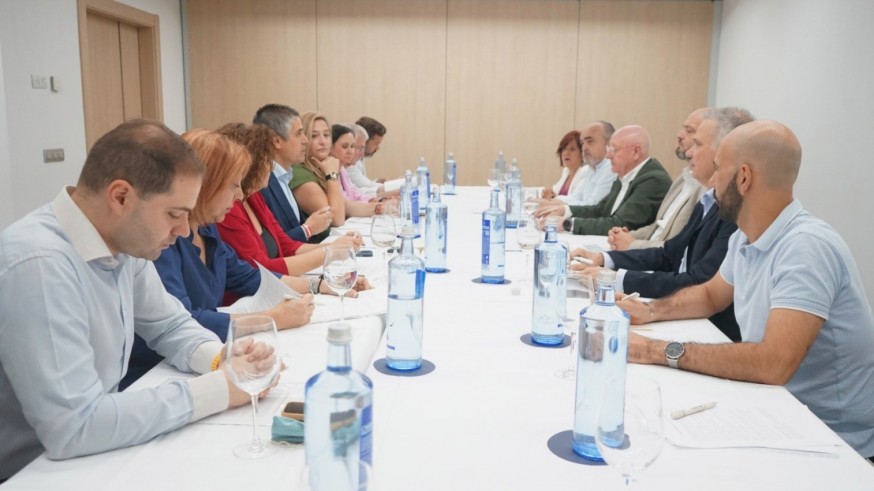 Reunión de trabajado de los concejales de la moción de censura en Cartagena