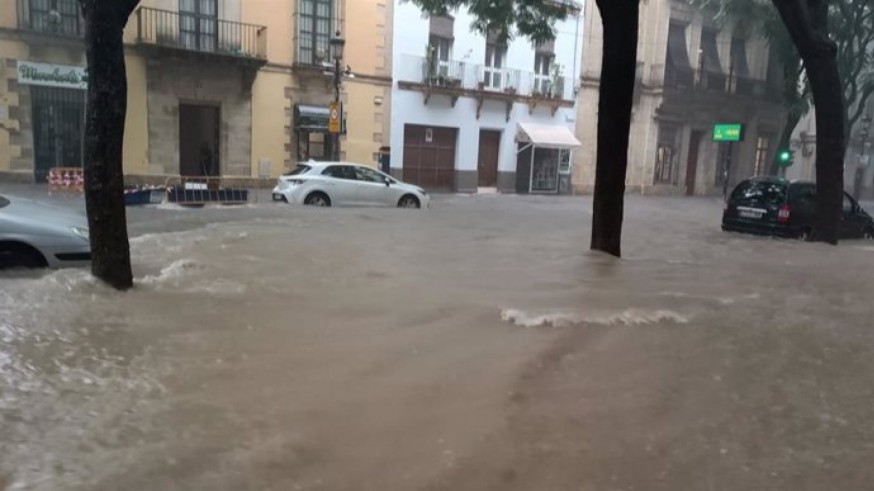 El interior de Cádiz se enfrenta este miércoles a lo peor de la DANA con aviso rojo por lluvias