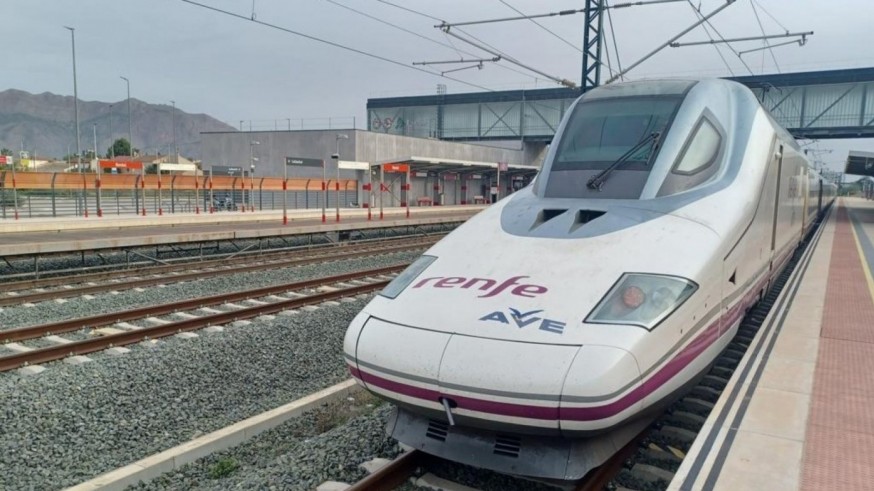 Suspendida la circulación de trenes entre Valencia y Madrid por una incidencia
