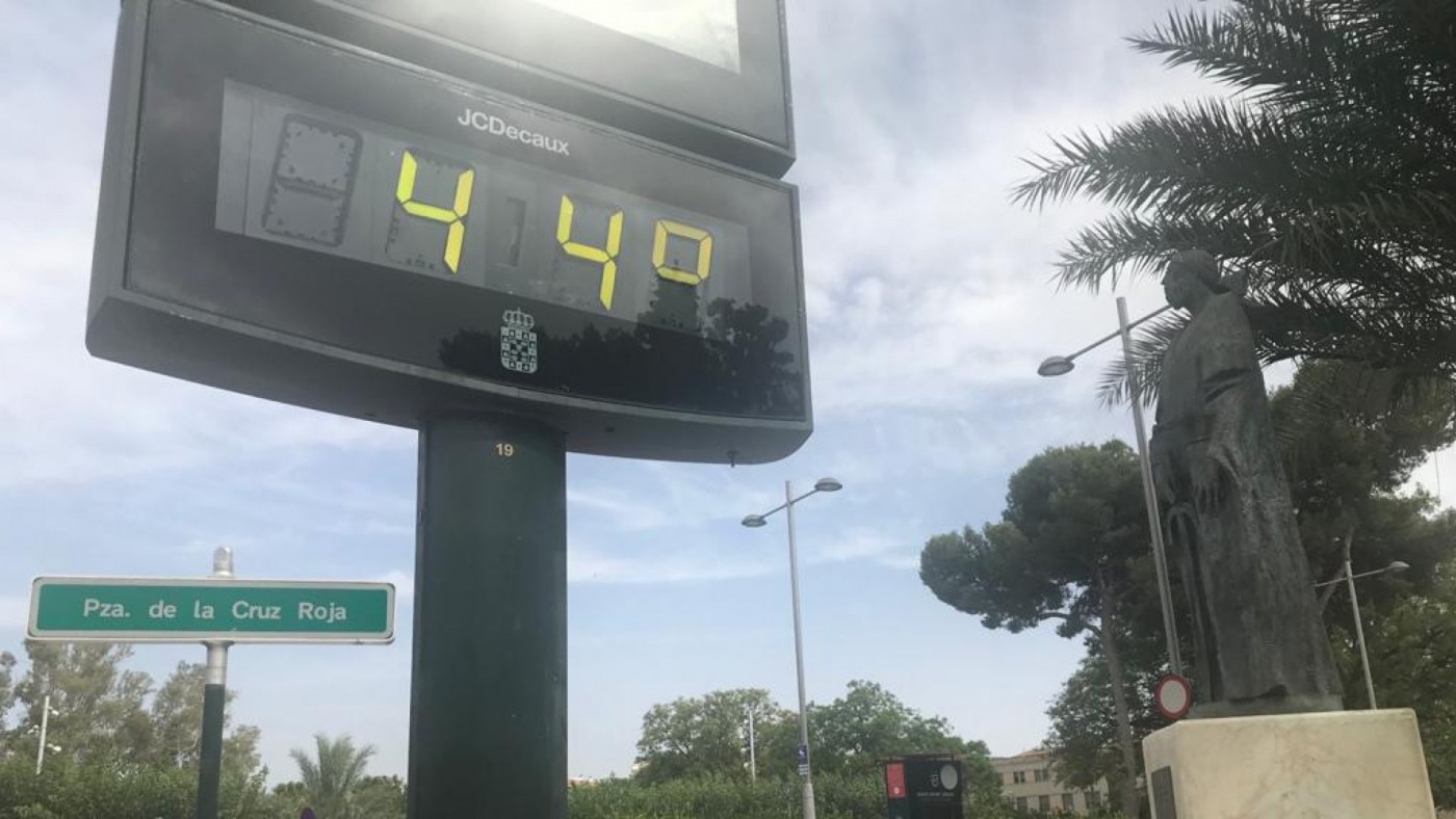 Emergencias recibe 256 llamadas sobre incendios y golpes de calor