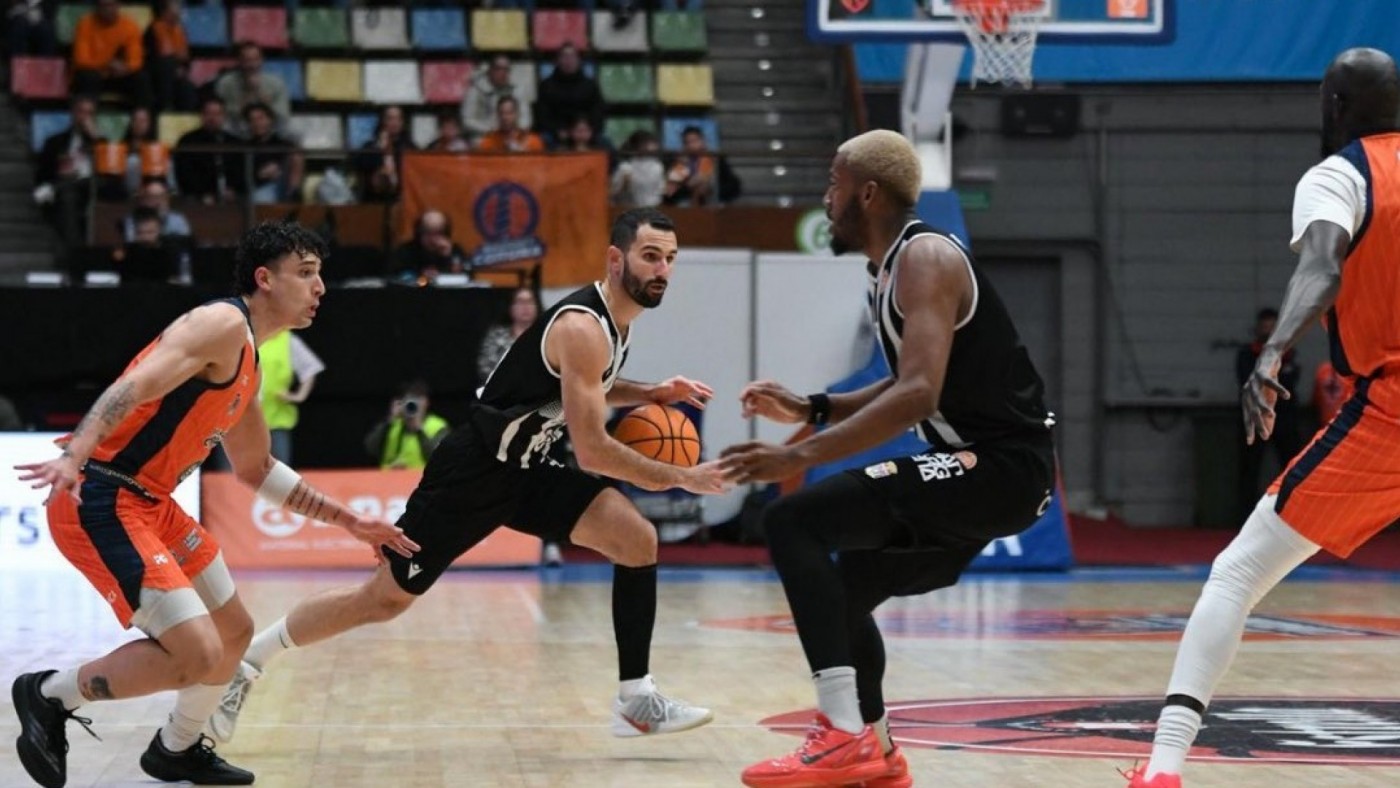 El Caesa Cartagena roza la sorpresa ante el Leyma Coruña