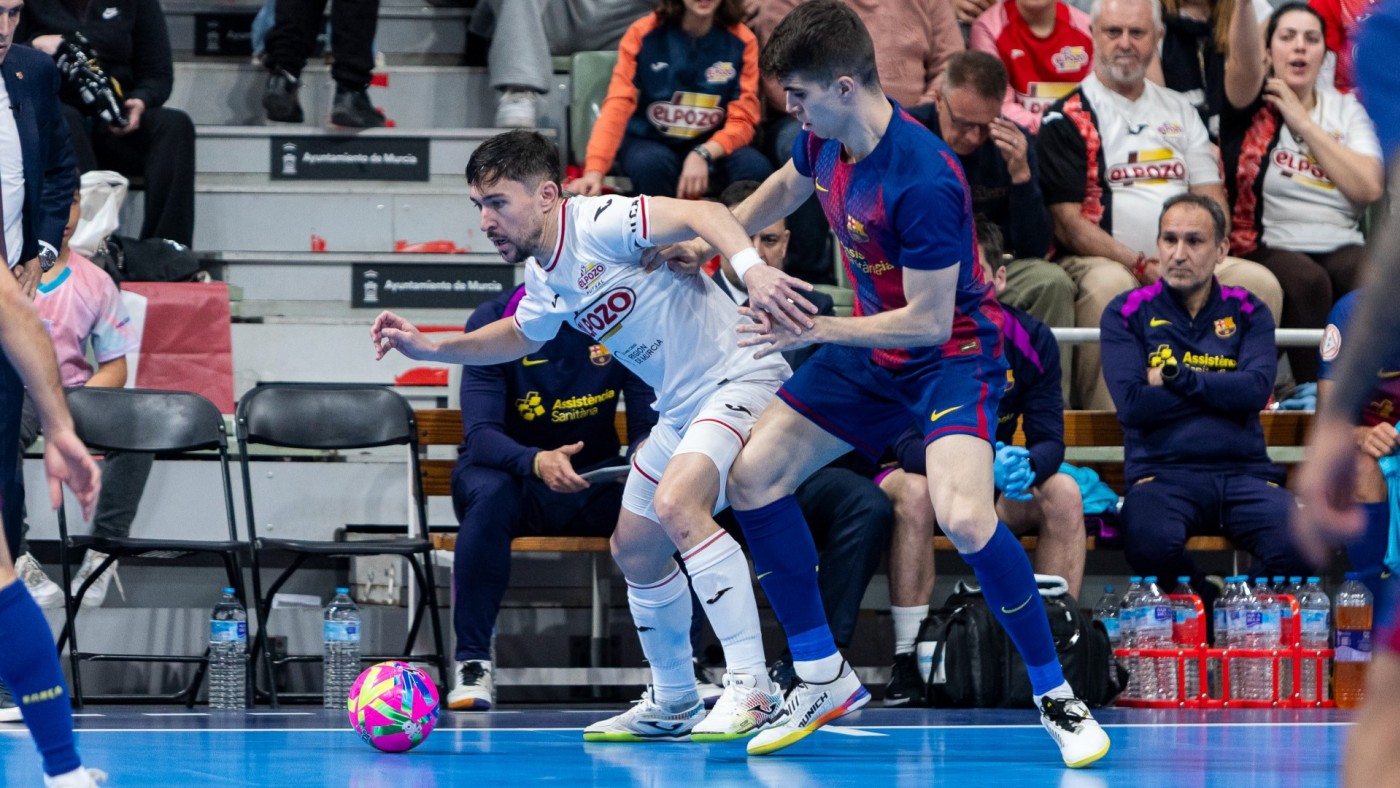 El Barça da un baño de realidad a ElPozo (1-7)