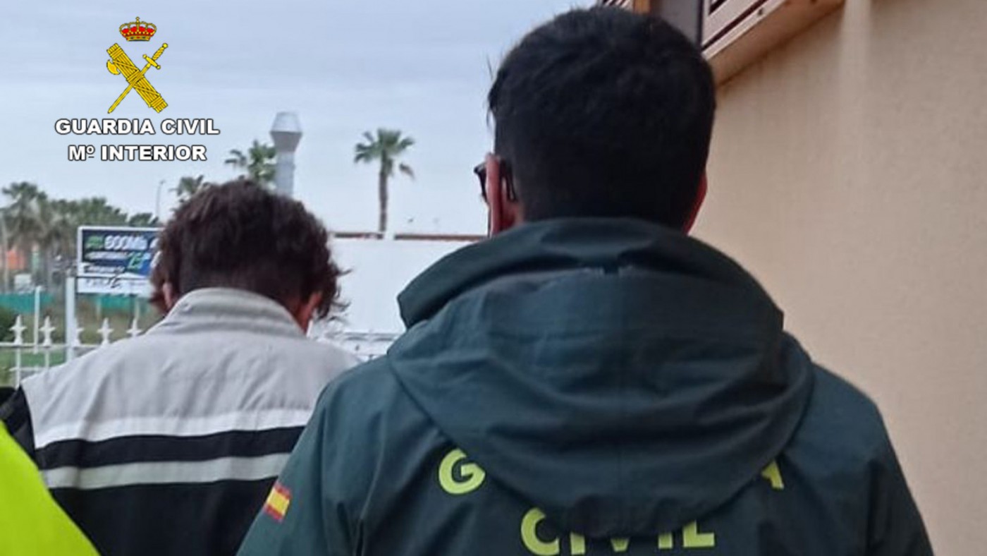 La Guardia Civil detiene en Los Alcázares a un joven dedicado a cometer robos violentos